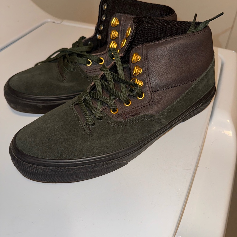 Vans Men's Green and Brown High-Top Sneakers